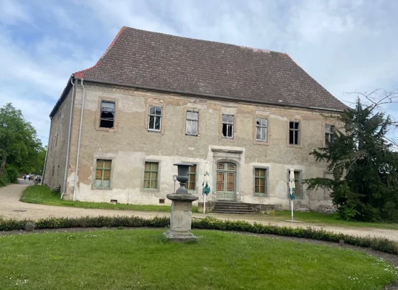 Schloss und Park Dieskau, Kabelsketal, Germany, Germany